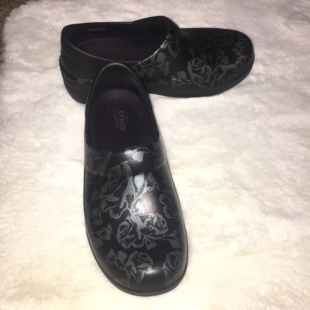 Crocs - Picture 3 of 4